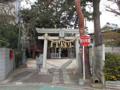 向原八雲神社鳥居