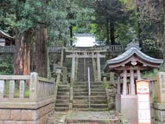 湯本白山神社鳥居