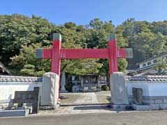 源養寺山門