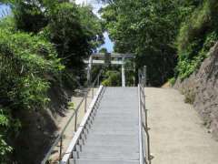 温水春日神社鳥居