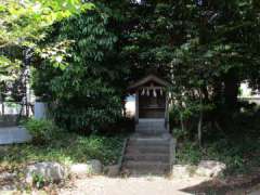 温水春日神社白産社