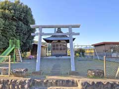 中荻野厳島神社鳥居