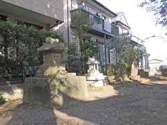 山際神社境内社群