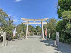 片瀬諏訪神社下社鳥居