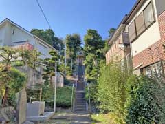 川名御霊神社参道