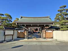 晴雲寺山門