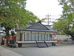 境内社藤森稲荷と大鷲神社