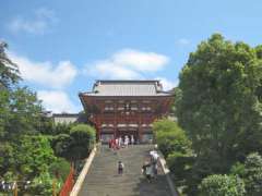 鶴岡八幡宮社殿