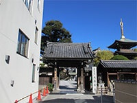 大楽寺山門