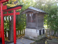 上平間八幡大神境内社