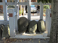 井田神社力石