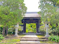 寶金剛寺山門