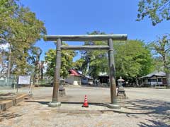 飯泉八幡神社鳥居