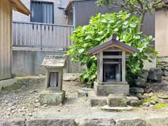 米神八幡神社境内社丹生川上神社ほか