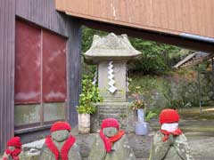 根府川寺山神社境内社道祖神