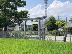 鬼柳白山神社鳥居