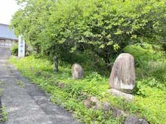 康岳寺石造物群