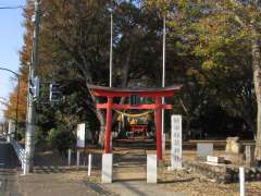 新田稲荷神社鳥居