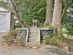 南足柄神社境内石祠