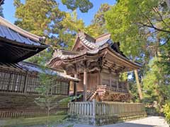 足柄神社本殿