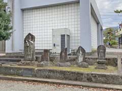 和田河原神明神社境内石祠群