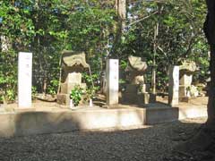 境内社山王社・浅間社・天神社