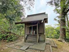 披露山神社