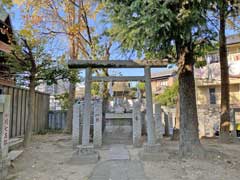 境内社水神社