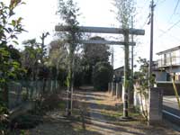 西水元4の旧熊野神社鳥居