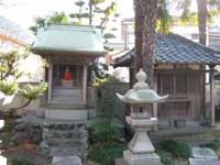 東光寺笠居観音堂