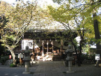 七社神社拝殿