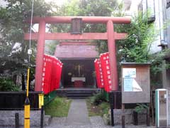 黒船稲荷神社鳥居