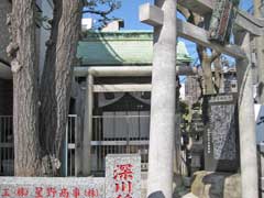 深川稲荷神社拝殿