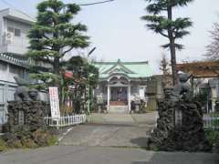 亀高神社外観