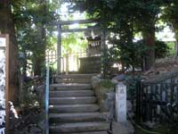 境内社三峰神社