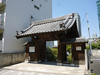 龍原寺山門