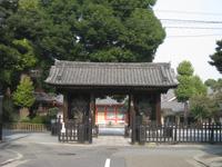 宝仙寺山門