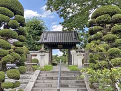 荘厳寺山門