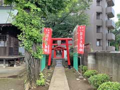 境内社稲荷神社