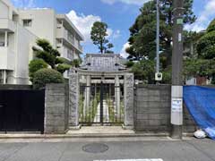 熊野稲荷神社鳥居