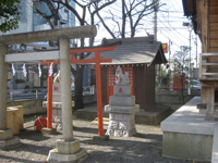 境内社高山稲荷神社