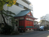 徳持神社神楽殿