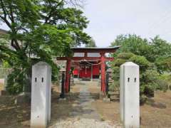 下平塚稲荷神社鳥居