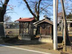 堤崎愛宕神社祠