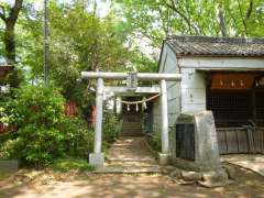 境内社護国神社