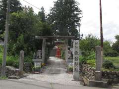 上影森諏訪神社鳥居