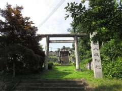 栃谷八坂神社鳥居