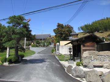 東林寺参道