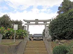 宮鼻八幡神社鳥居