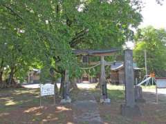 楡山神社鳥居